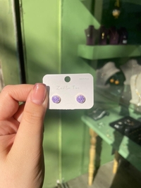 دکمه ای بنفش